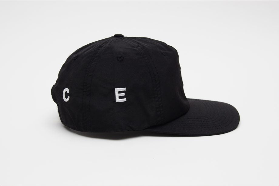 Umbro x Akomplice all-around Peace hat